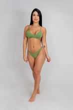 Carregar imagem no visualizador da galeria, pitaya swimwear Conjunto Biquíni e Saia de Praia Verde Militar
